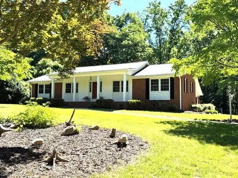 268 Magnolia Ave, Mocksville, NC 27028