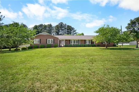 533 Rockway Dr, Lexington, NC 27295