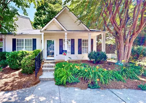 3718 Winborne Ln, Greensboro, NC 27410