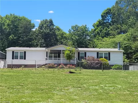 1063 Frans Rd, Westfield, NC 27053