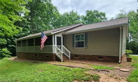 3634 Shoals Rd, East Bend, NC 27018