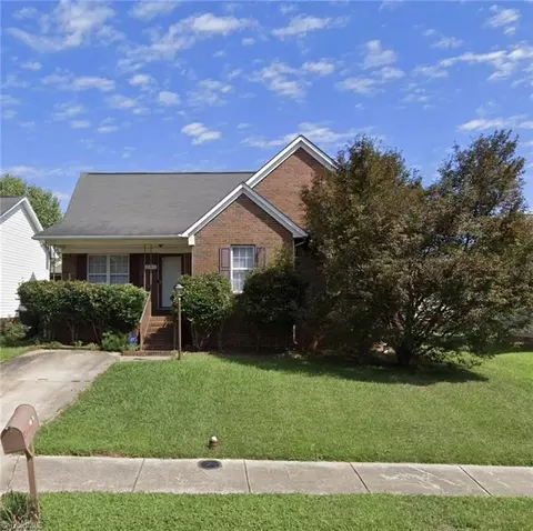 2303 Blair Khazan Dr, Greensboro, NC 27405