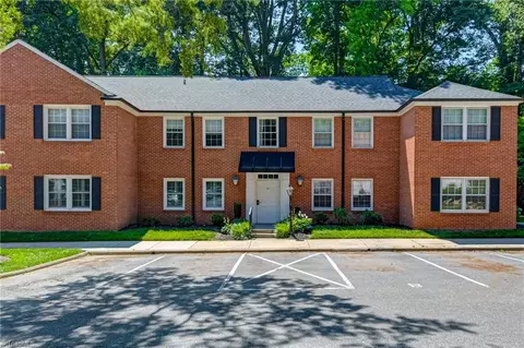 341 Hanover Arms Ct #B, Winston Salem, NC 27104