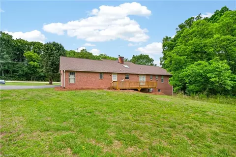 Exterior - 8976 W Us Highway 64, Trinity, NC 27370 photo 6 of 10