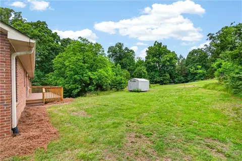 Exterior - 8976 W Us Highway 64, Trinity, NC 27370 photo 5 of 10