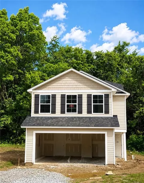 606 Tussey St, Lexington, NC 27292