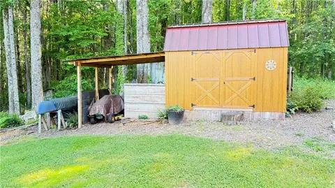 Exterior - 271 Eby Ln, Fancy Gap, VA 24328 photo 3 of 19