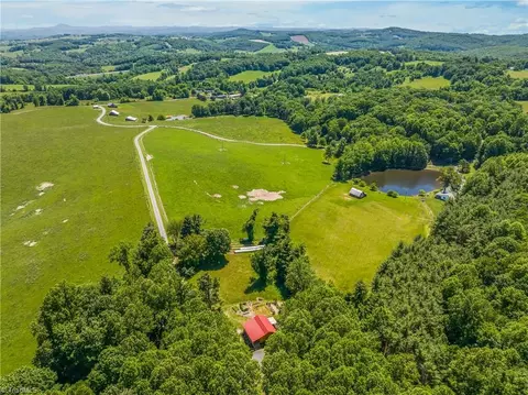 View/Area - 271 Eby Ln, Fancy Gap, VA 24328 photo 4 of 4