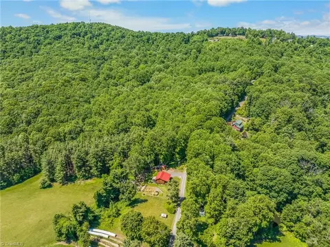 View/Area - 271 Eby Ln, Fancy Gap, VA 24328 photo 2 of 4