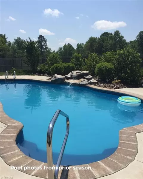 284 Ironwood Dr, Thomasville, NC 27360