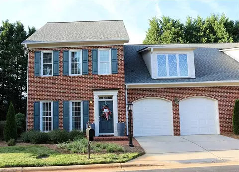 5503 Ridingate Ct, Greensboro, NC 27455