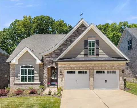 5042 Skipper Ln, Winston Salem, NC 27106