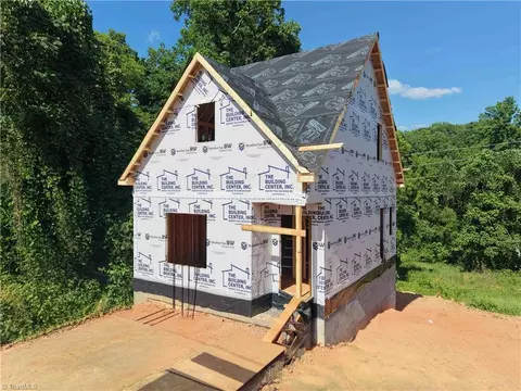 500 Loach St, Asheboro, NC 27203