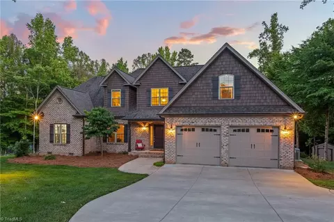 7930 Haviland Ct, Pfafftown, NC 27040