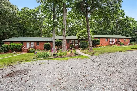 6961 Prospect Church Rd, Thomasville, NC 27360