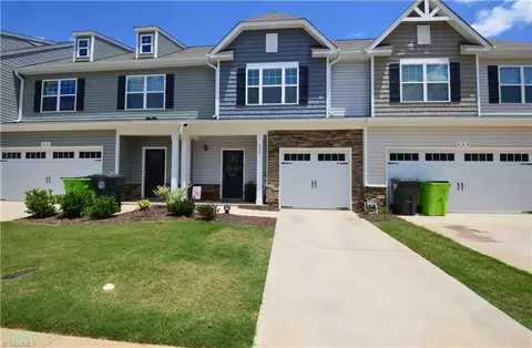 823 Pryor St, Mebane, NC 27302