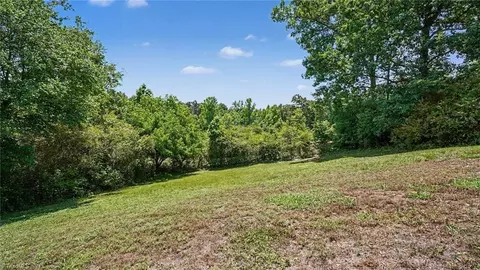302 Queens Way, Randleman, NC 27317 photo 27