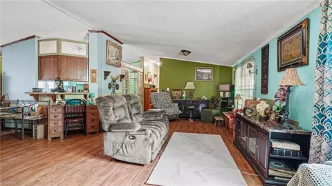 302 Queens Way, Randleman, NC 27317 photo 8