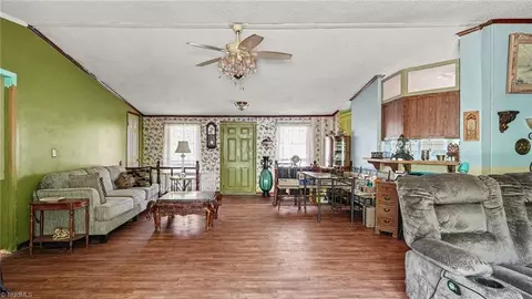 302 Queens Way, Randleman, NC 27317 photo 6