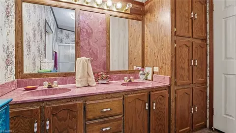 302 Queens Way, Randleman, NC 27317 photo 21