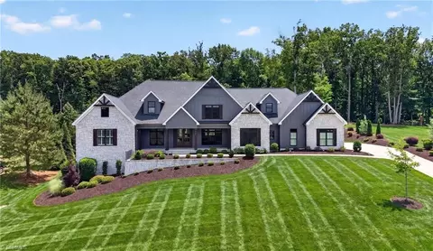241 Yardarm Ct, Stokesdale, NC 27357