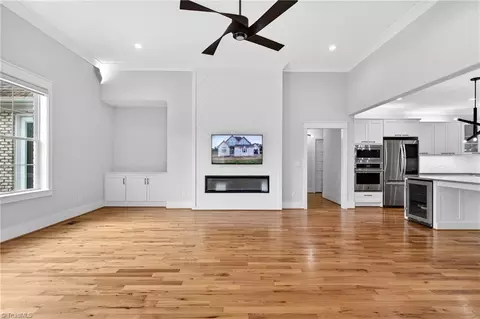 Living - 8403 Wolf Ridge Trl, Oak Ridge, NC 27310 photo 3 of 4