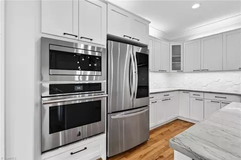 Kitchen - 8403 Wolf Ridge Trl, Oak Ridge, NC 27310 photo 3 of 5