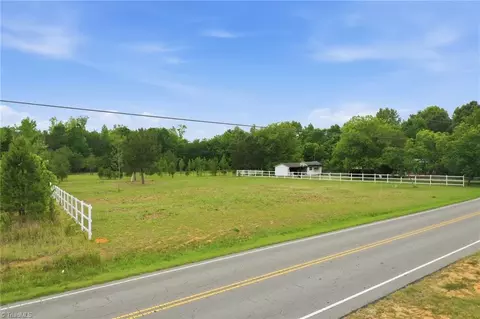 4584 Burch Bridge Rd, Burlington, NC 27217