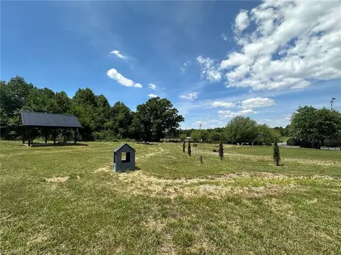157 Interstate Way, Elkin, NC 28621 photo 20
