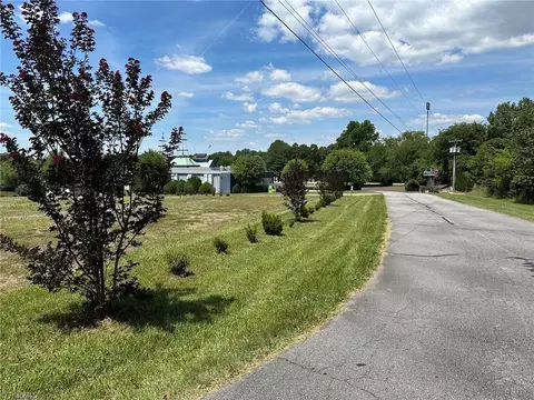 157 Interstate Way, Elkin, NC 28621 photo 16