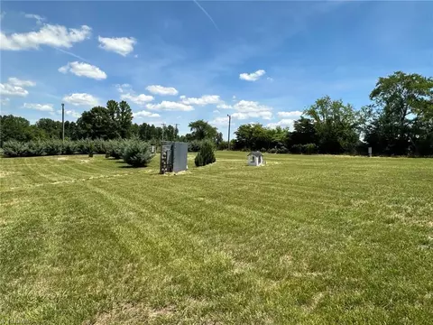 157 Interstate Way, Elkin, NC 28621 photo 4