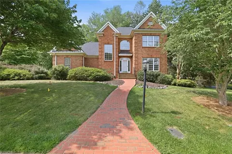 105 Creekstone Ct, Winston Salem, NC 27104