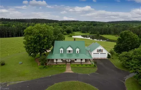 3175 Trotter Rd, Asheboro, NC 27205