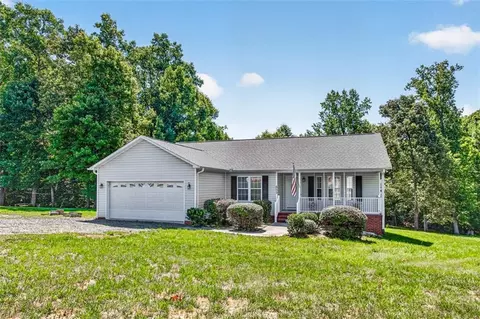 453 Sawyersville Rd, Asheboro, NC 27205
