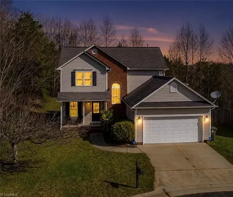 3700 Heather View Ln, Winston Salem, NC 27127