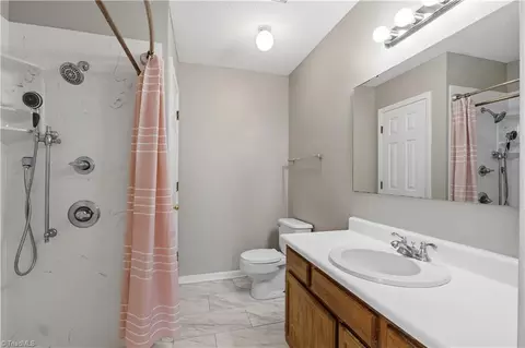 Bath - 108 Ridge Creek Cir, Trinity, NC 27370 photo 3 of 4