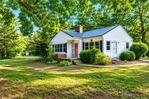 720 Park Springs Rd, Providence, NC 27315
