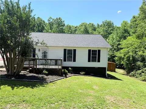 215 Midbrook Run, Lexington, NC 27295