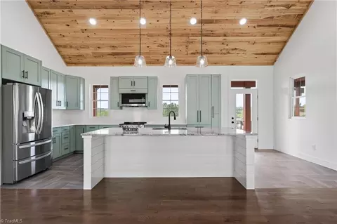Kitchen - 99 Moore Ln, Galax, VA 24333 photo 2 of 7