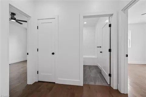 Entry Way - 99 Moore Ln, Galax, VA 24333 photo 2 of 2
