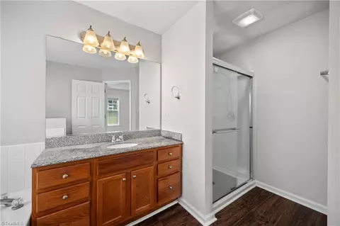 Bath - 1742 Spring Path Trl, Clemmons, NC 27012 photo 1 of 3