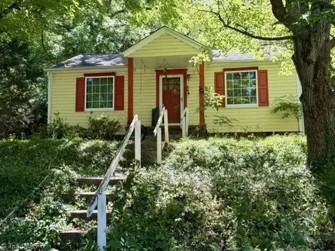 144 Edgewood Cir, Winston Salem, NC 27127