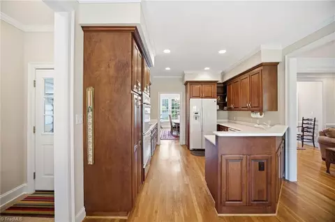Entry Way - 540 Hickory Dr, Salisbury, NC 28144 photo 5 of 6
