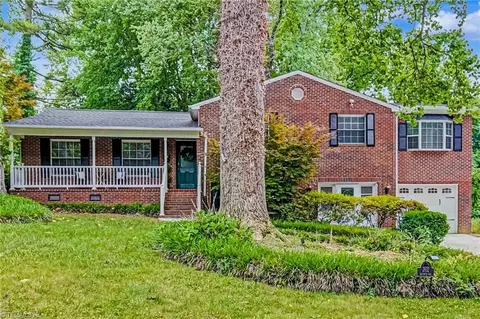 2832 Kensington Rd, Winston Salem, NC 27106