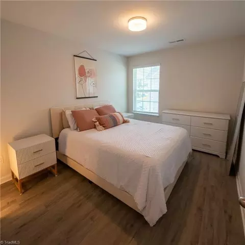 Bedroom - 5528 Avery Dr, Trinity, NC 27370 photo 2 of 5