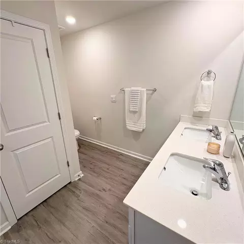 Bath - 5528 Avery Dr, Trinity, NC 27370 photo 2 of 4
