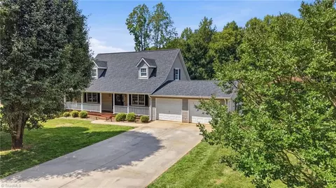 310 Yale St, North Wilkesboro, NC 28659