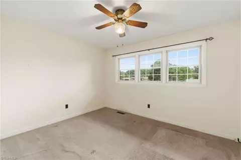Bedroom - 306 Spring St, King, NC 27021 photo 7 of 9