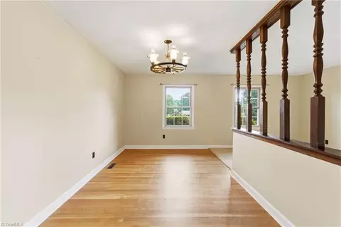 Living - 306 Spring St, King, NC 27021 photo 3 of 7