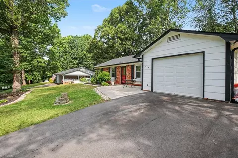 Exterior - 314 Mountainbrook Dr, King, NC 27021 photo 5 of 9